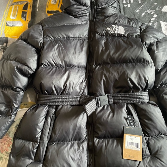 The North face down jacket belted nuptse mid-jacket - Picture 6 of 6